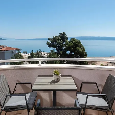 Big Modern Two - Bedroom With Sea View And Balcony - *