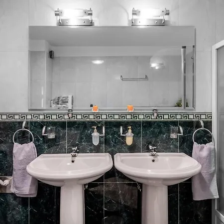 Apartamento Big Modern Two - Bedroom With Sea View And Balcony - *