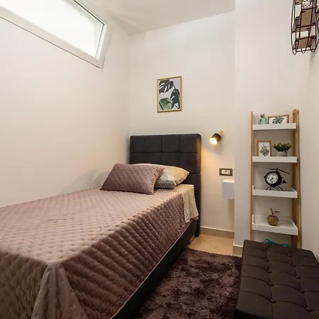 Big Modern Two - Bedroom With Sea View And Balcony - Сплит